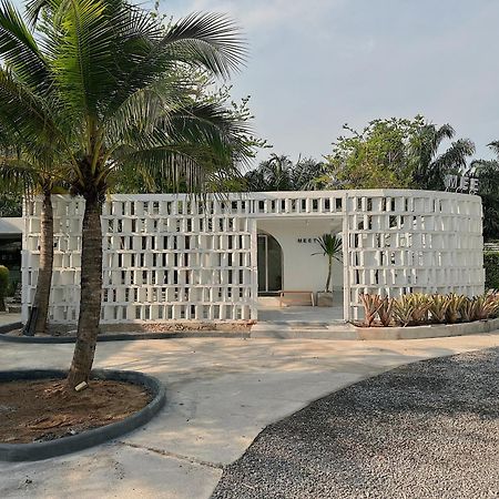 Meet Boutique Resort Surat Thani Buitenkant foto