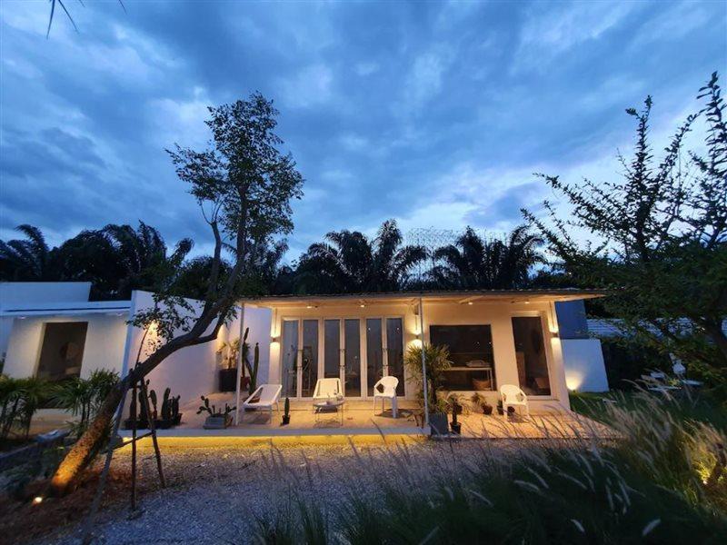 Meet Boutique Resort Surat Thani Buitenkant foto