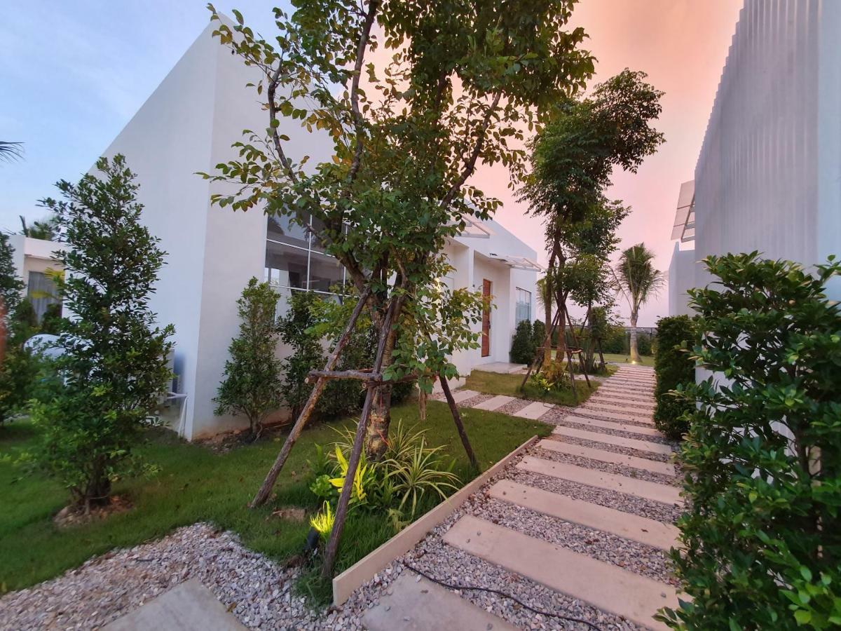Meet Boutique Resort Surat Thani Buitenkant foto